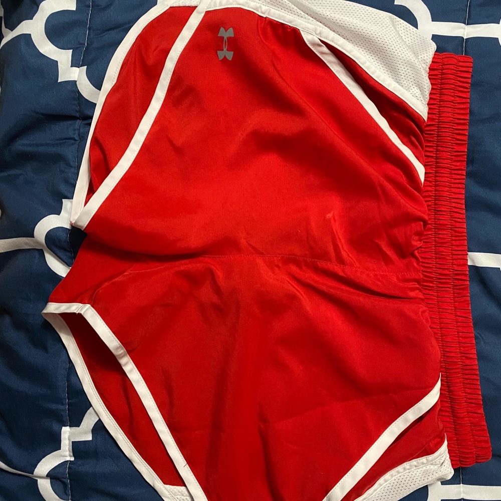 Athletic shorts